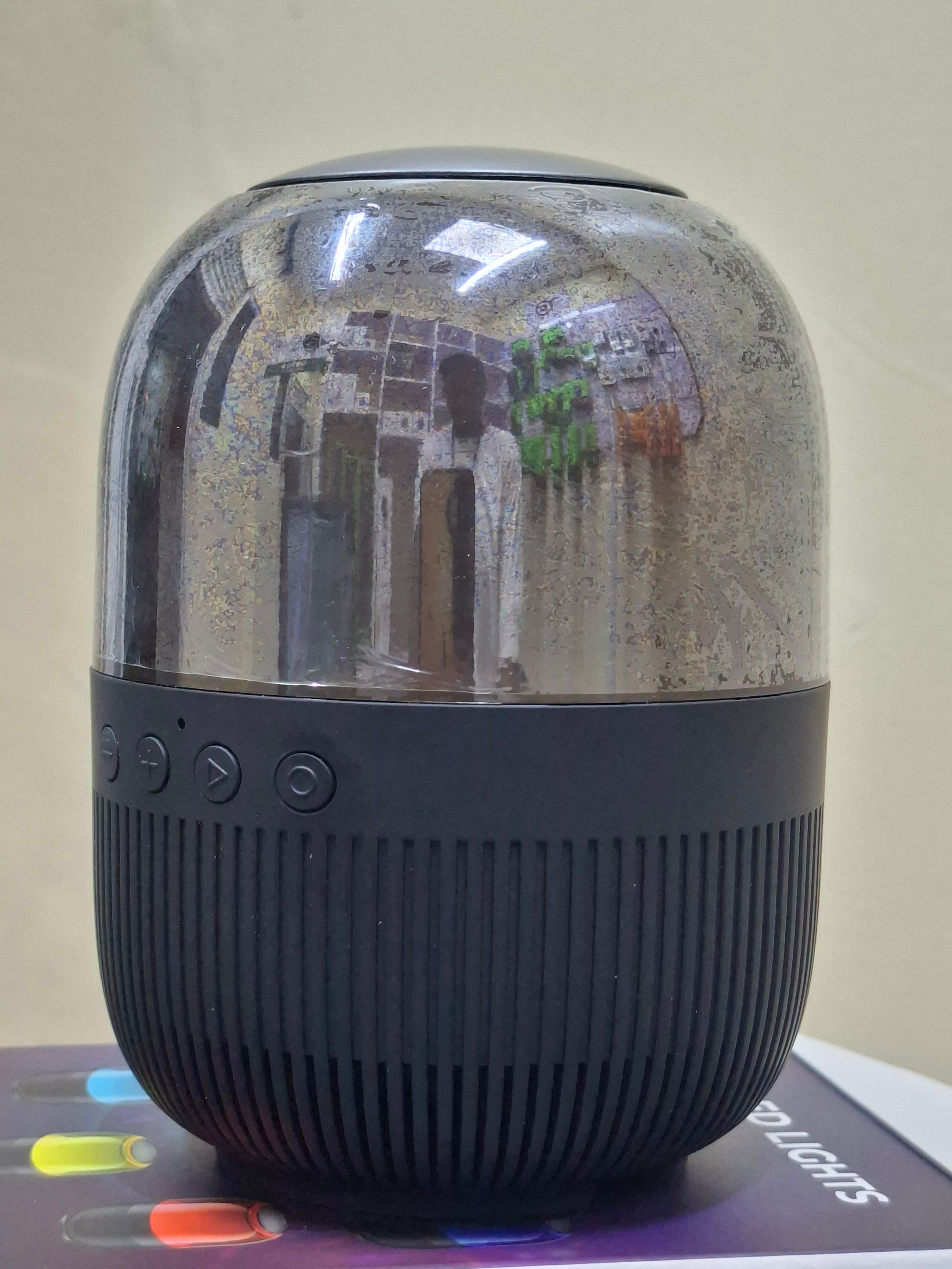 Havit SK889BT Portable wireless speaker image